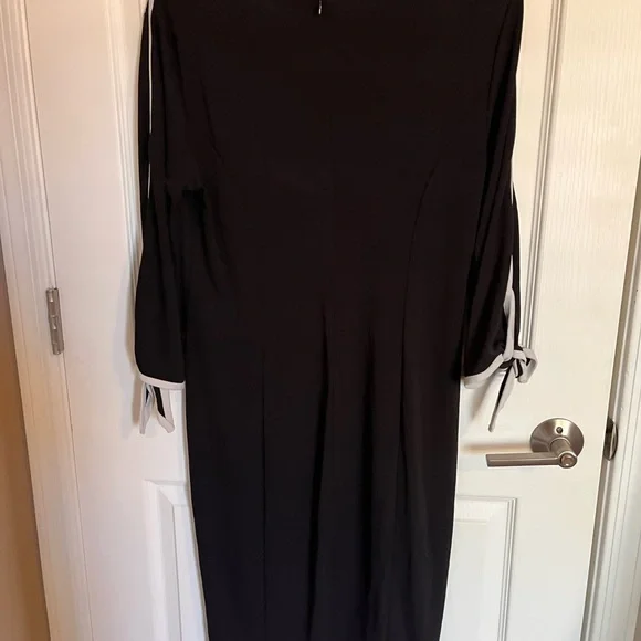 Talbots Black Jersey Dress with White Trim Elbow 3/4 Sleeve Size Large Petitie - Picture 6 of 10